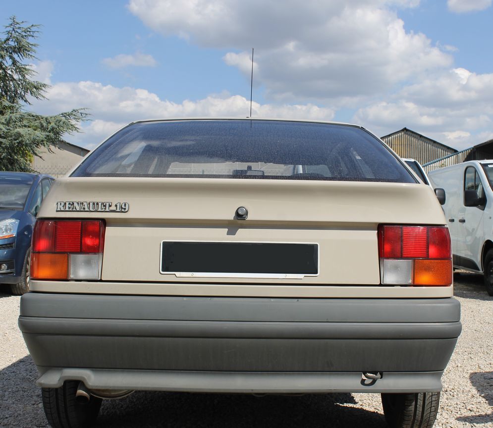 R19 (5)