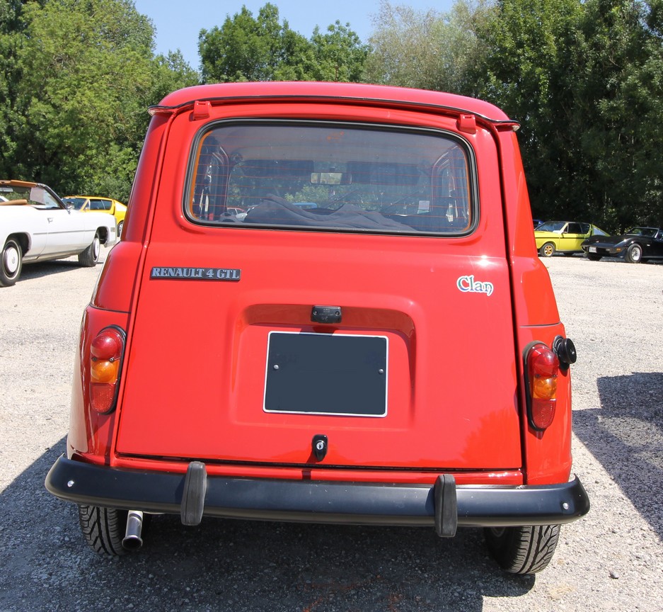 R4 (7)