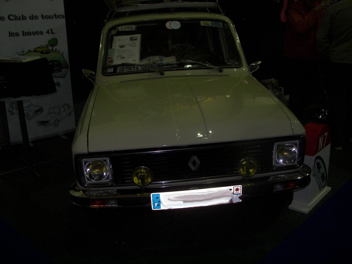 R6 (2)